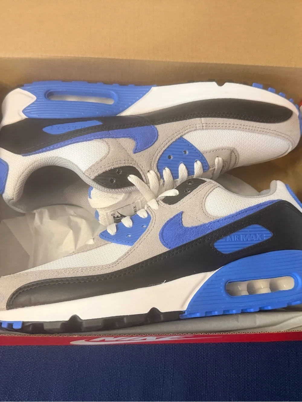 Men’s Nike Air Max 90 White/Blue Crystal Shoes, DM0029 122 size 9.5 brand new